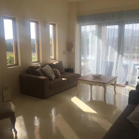 Villa Irida *