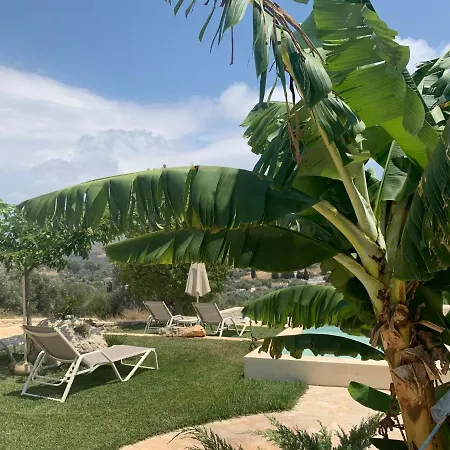 Villa Irida Villa *