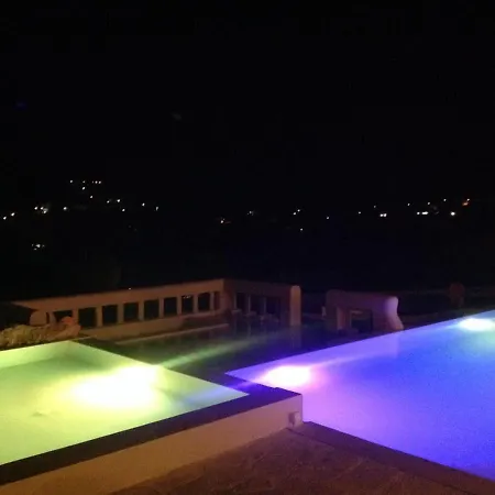 Villa Irida
